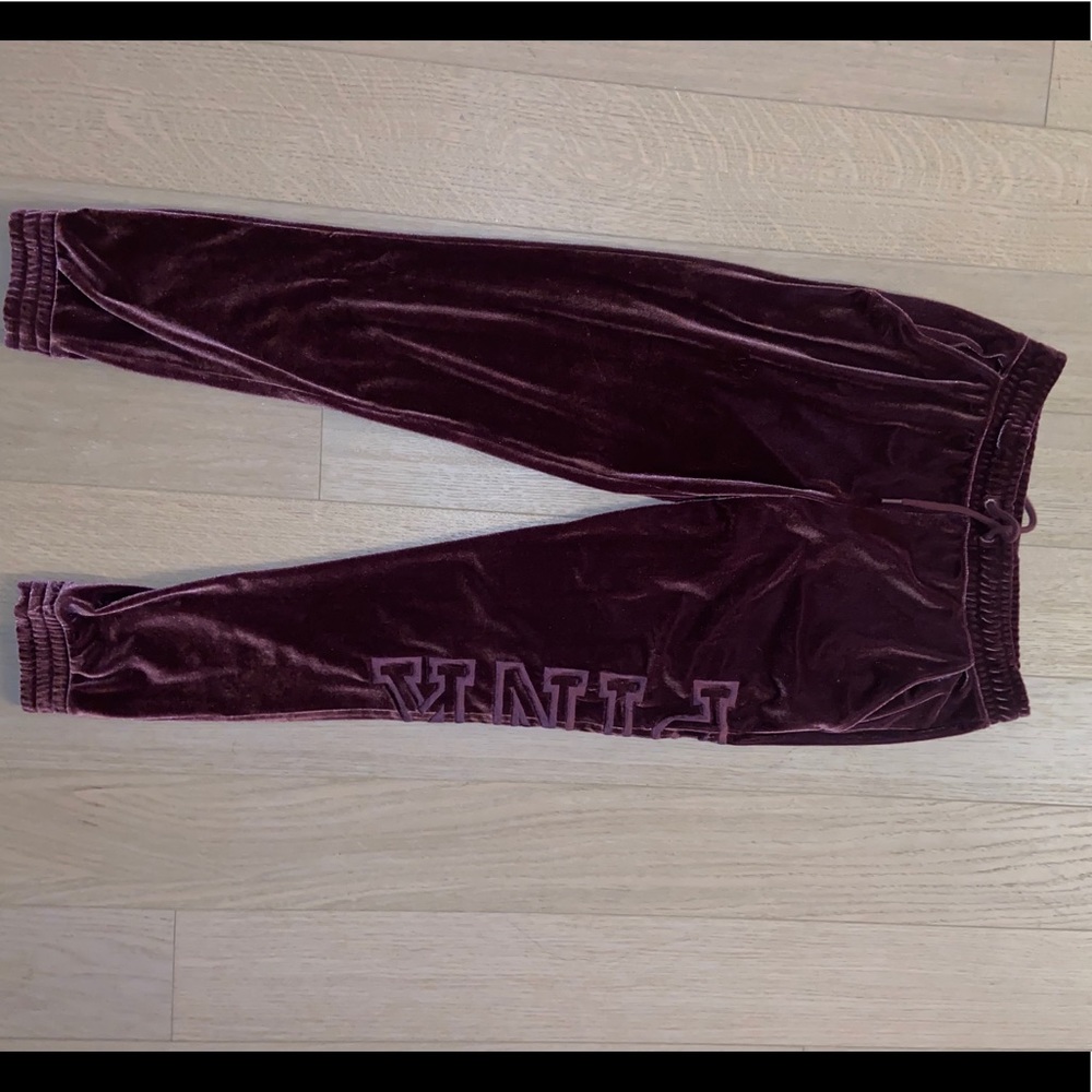 PINK Victoria’s Secret velour sweatpants